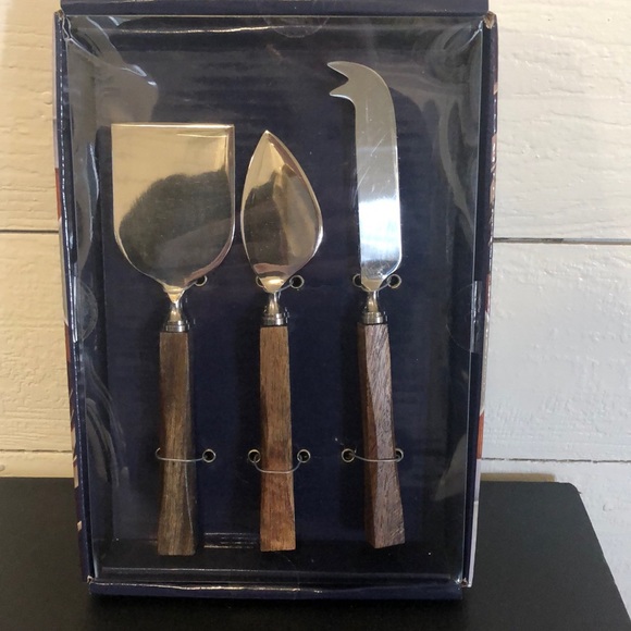 New Set of 3 Cheese Knives with Wood Handles Crafted in India - Picture 3 of 6